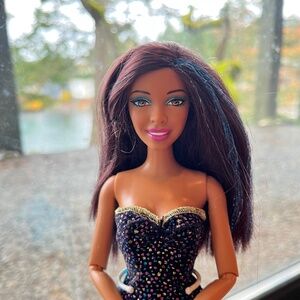 Barbie Doll HTF 2013 Barbie Fashionistas Metallic Series Nikki